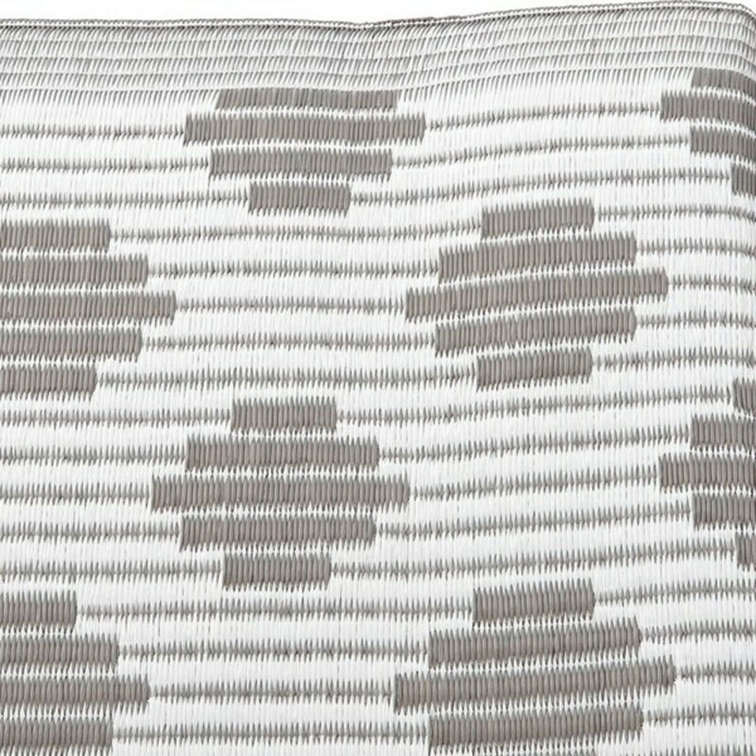 V11H02A6C0F11751C8AE61A6EA2218212EE5R6878841P4