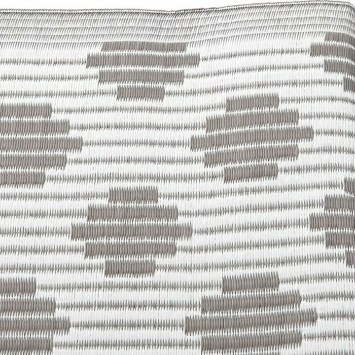 V11H02A6C0F11751C8AE61A6EA2218212EE5R6878841P4