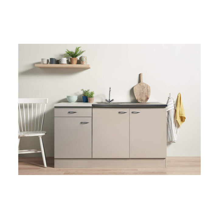 V8H6A22478CA21E0A9C4DE33435F2729737R3442415P4