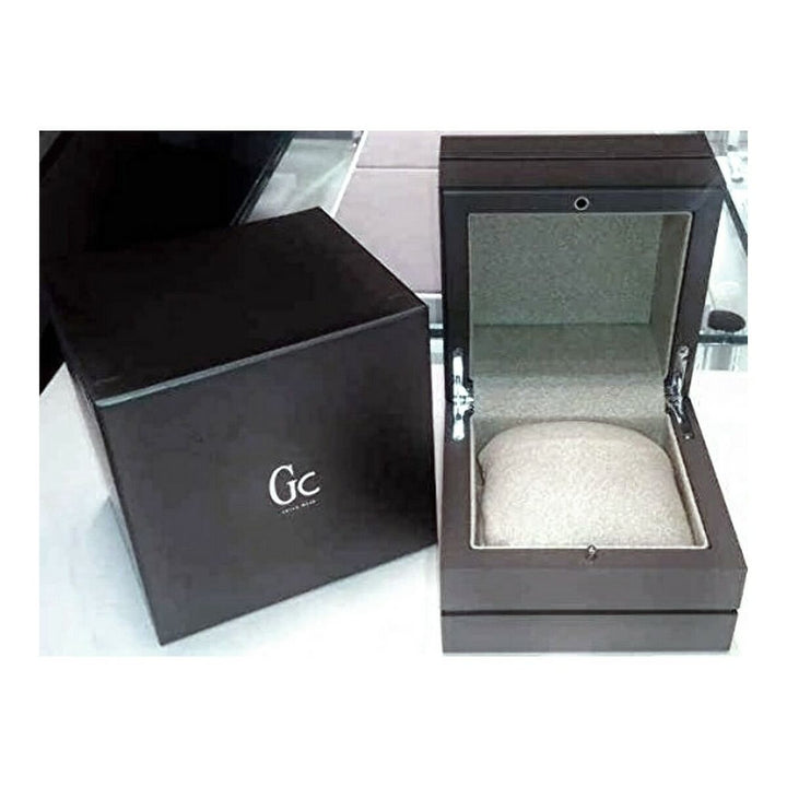 V11HCD77B9FBFE9DDEDE674C1BFF2050317CR6444984P3