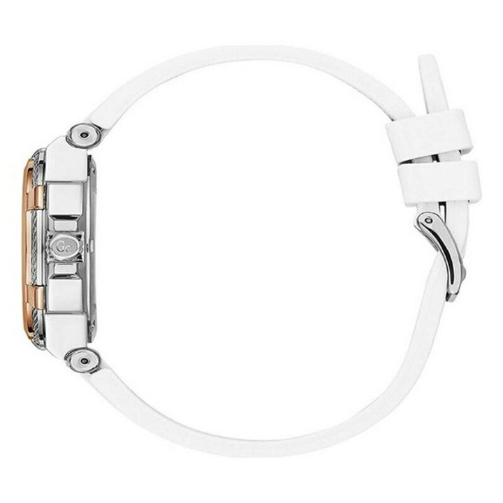 V11H786ADD6BDD33A02957CF1F8D8EF390AAR4339530P2