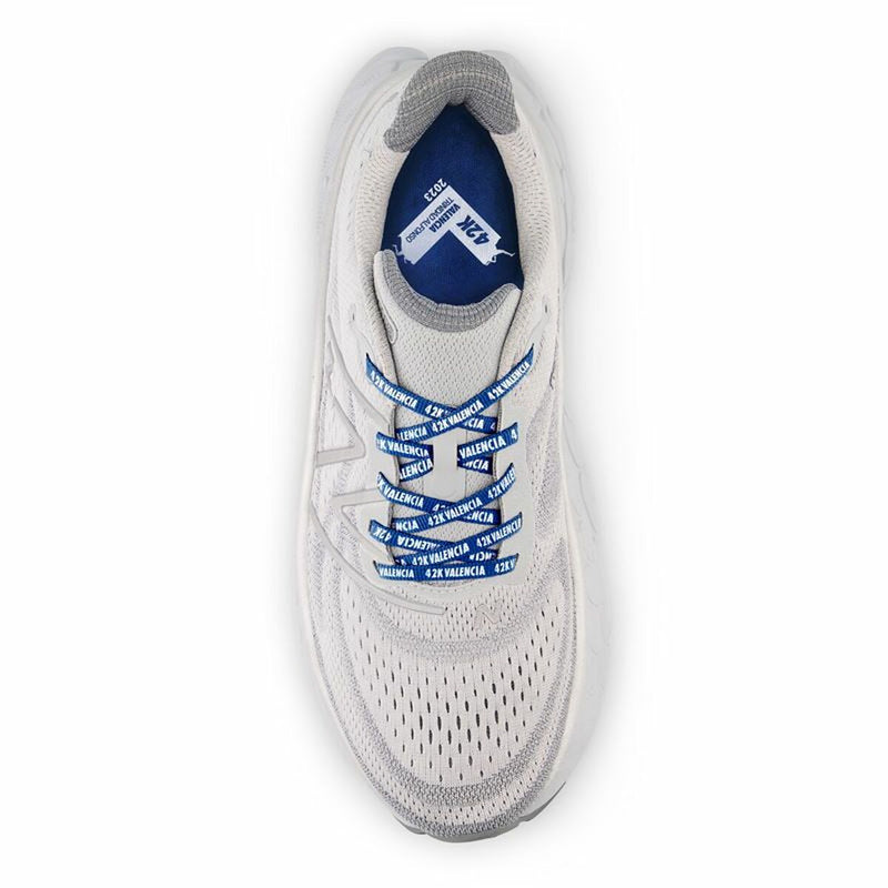 Chaussures de Running pour Adultes New Balance Fresh Foam X More v4 Gris clair Homme