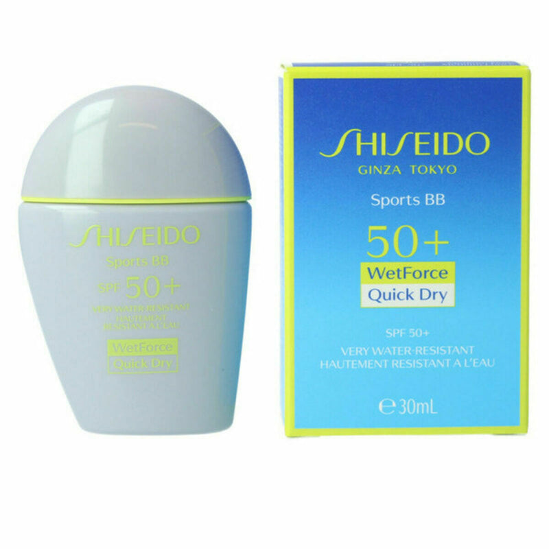 Protetor Solar Com Cor Shiseido Sports BB SPF50+ Tom Médio (30 ml)