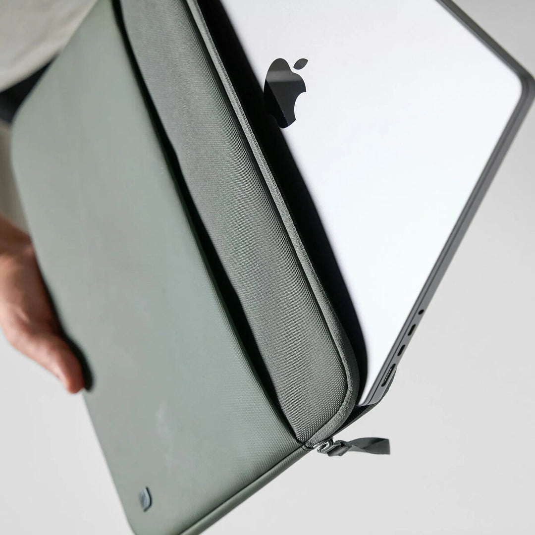 V3HB3AB9CCF4C3203EA4086B69B3F87E34CR5595177P5