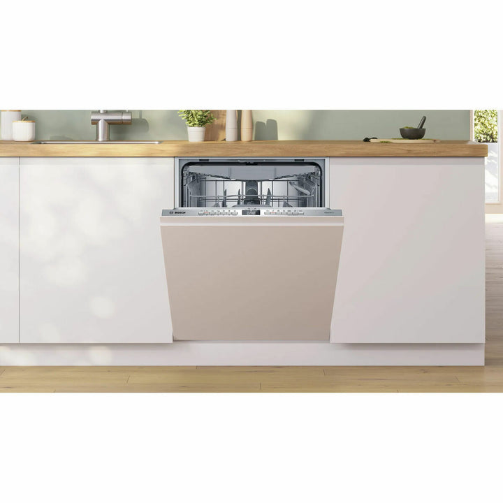 V4HE1111268DC8B83A17B09A7A77090412CR6712662P8