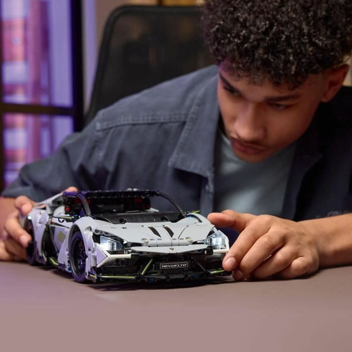 Construction set Lego TECHNIC 42214 Lamborghini Revuelto