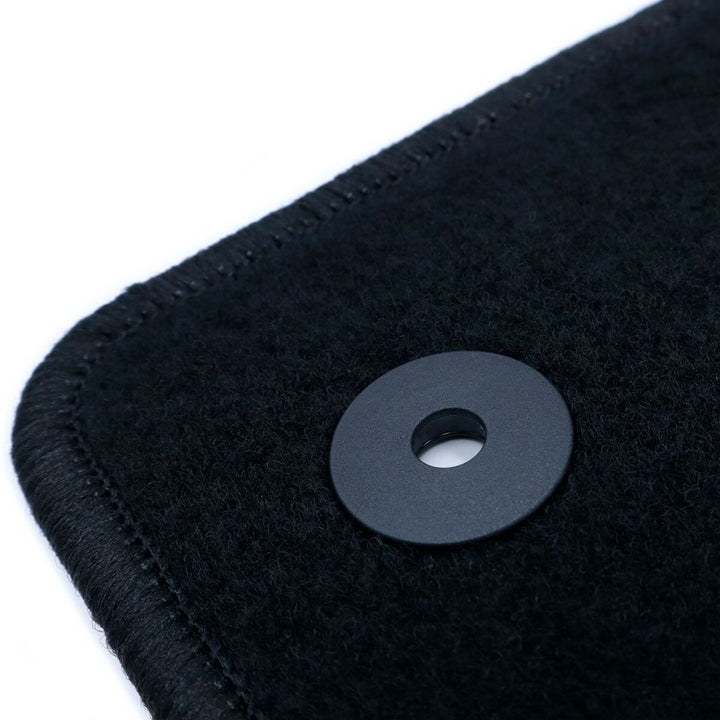 V6HE224D5F4C3AEDCABF6FEA495C65C200FR3955533P6