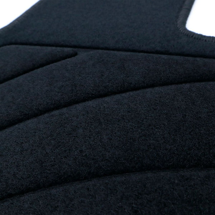 V5HBC686129E03229EE4DB56A4221184C4DR3955603P6