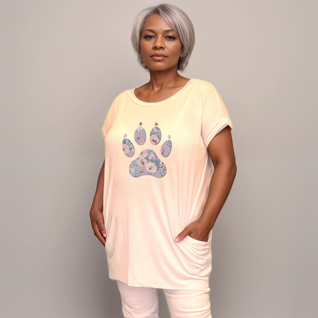 Plus‑Size Paw Print Long pocket T‑Shirt