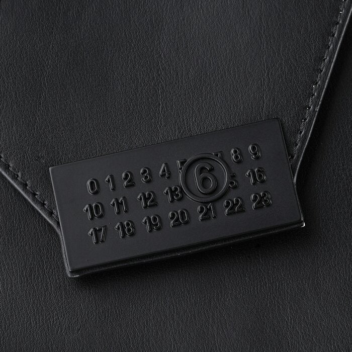 Mm6 Japanese Leather Shoulder Bag - Black
