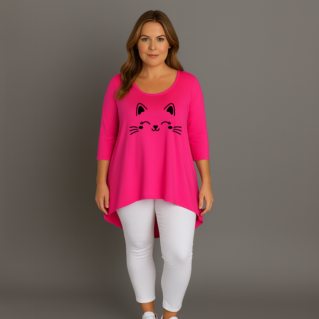 Cat Face 3/4 Sleeve Dipped Hem Top