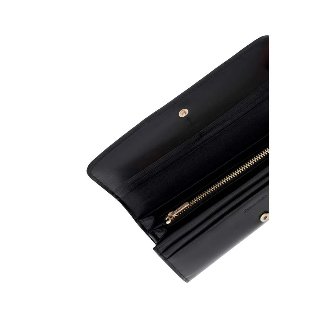 Calvin Klein  Women Wallet