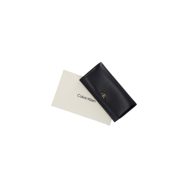 Calvin Klein  Women Wallet