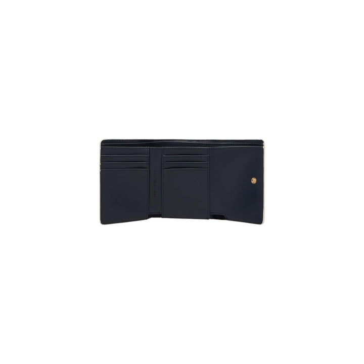 Tommy Hilfiger  Women Wallet