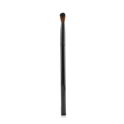Pro All Over Shadow Brush - -